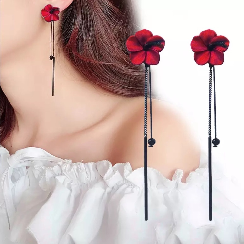 Dark red floral scarlet hibiscus dangle earrings